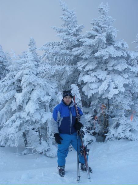 №3, Віталій Попеляр №3, Віталій Попеляр