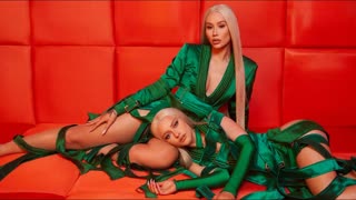 Iggy Azalea, Alice Chater - Lola (Official Video 2019)
