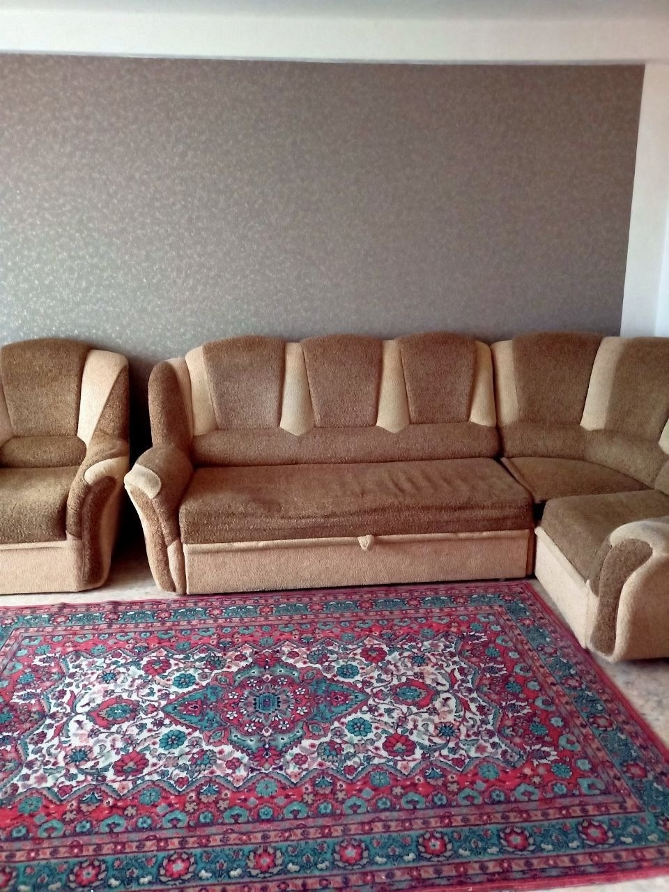 Алчевск! АРЕНДА!
✅ сдается на 6-ть месяцев 1-но комнатная квартира по ул. Попова, район храма, тихий уютный двор
✅ ОП - 30 кв.м., 3 этаж 5-ти этажного...
